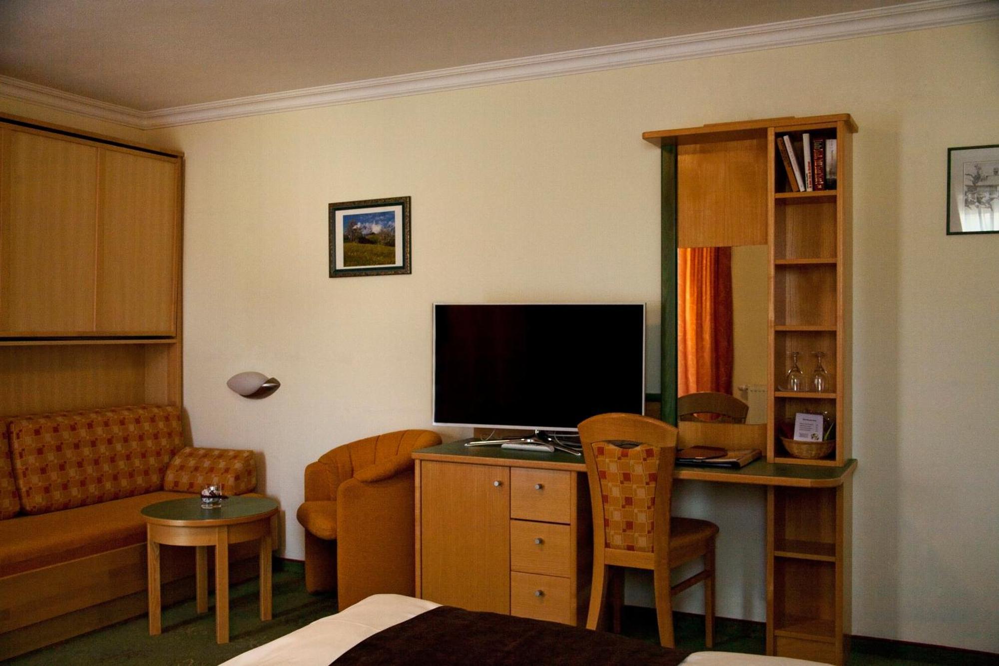 Hotel Mitterhofer سخلادميخ المظهر الخارجي الصورة